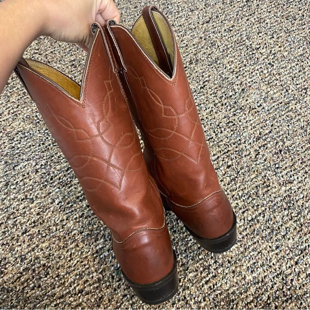 Justin Boots Brown Leather Heeled Boots - Picture 4 of 9